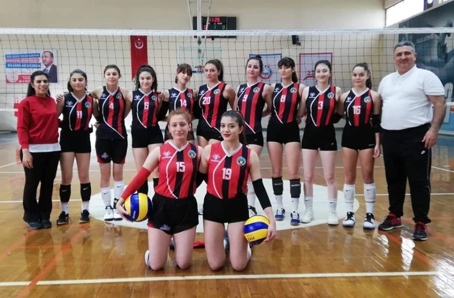 Turgutlu Belediyespor Genç Kızlar Voleybol Galibiyetle Başladı