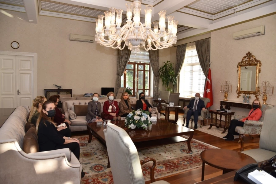 İlimizde Faaliyet Gösteren Kadın Dernekleri Başkanları, Vali Karadeniz’i Ziyaret Etti