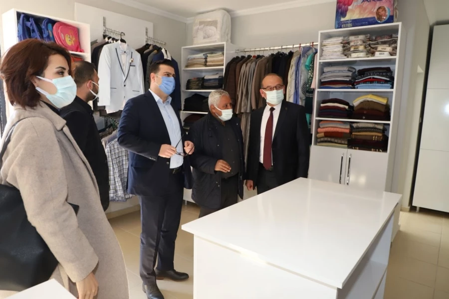 Dosteli Kıyafet Yıkama ve Temizleme Merkezi’nin Üçüncü Şubesi Selvilitepe’de Açıldı