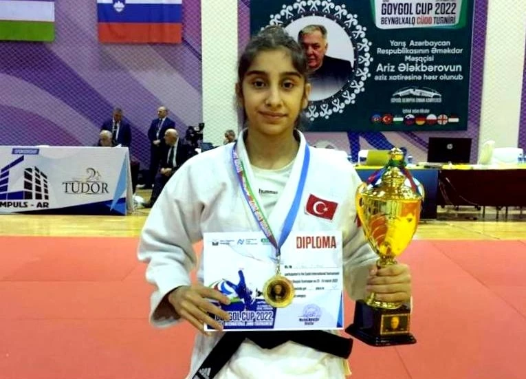 Manisa Büyükşehir’in Judocuları Kardeş Ülkeden Madalyalarla Döndü