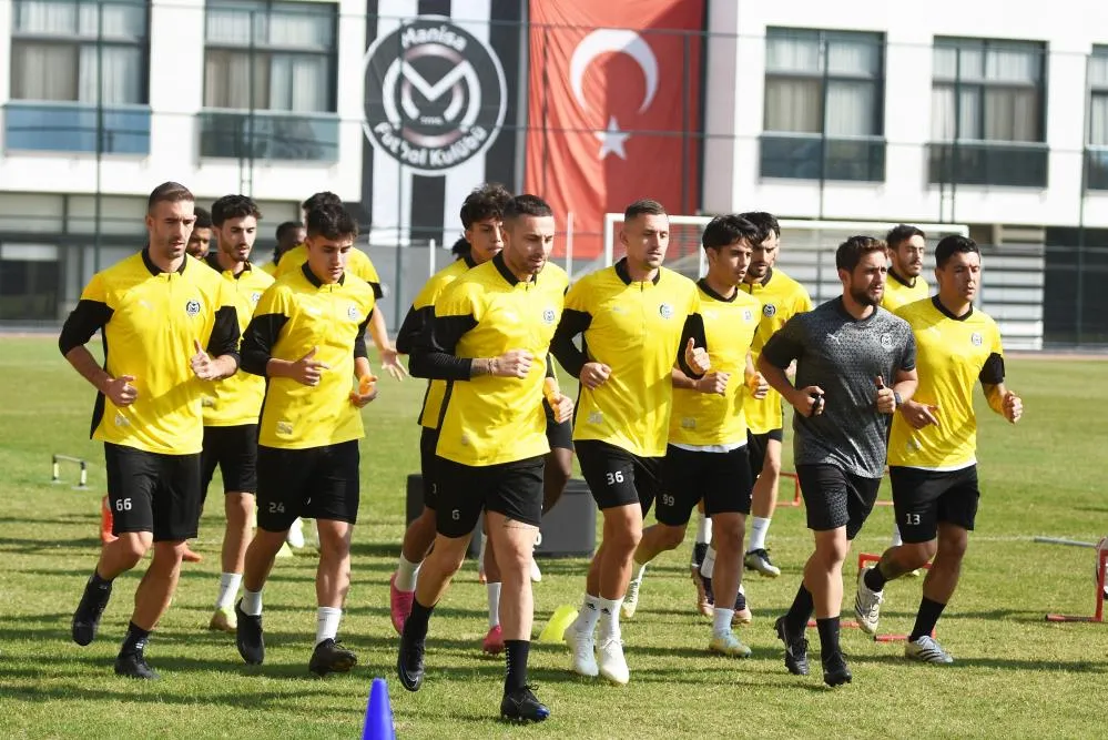 Manisa FK’da Ümraniyespor mesaisi devam ediyor