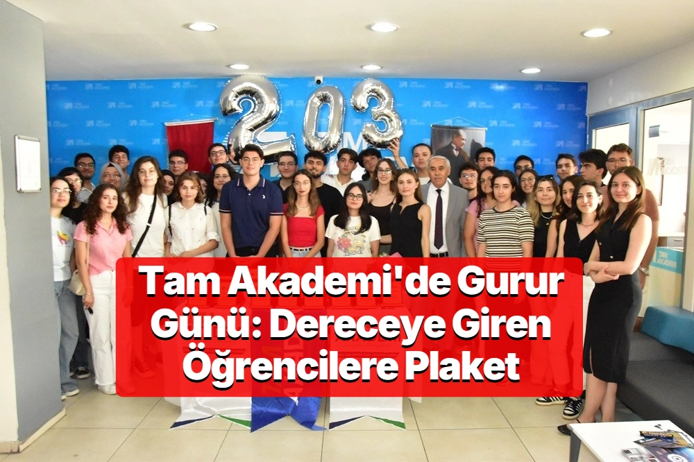 Tam Akademi'de Gurur Günü: Dereceye Giren Öğrencilere Plaket